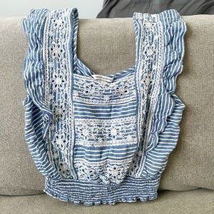 American Eagle ruffle cropped top
